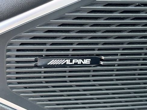 Used 2024 Jeep Wagoneer L Series II w/ Flexible Seating Group AWD/4WD image 25