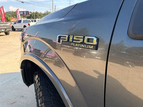Used 2019 Ford F150 Platinum w/ Equipment Group 701A Luxury AWD/4WD image 43