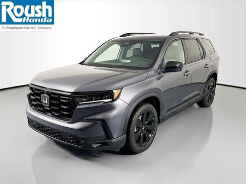 New 2025 Honda Pilot Black Edition image 1
