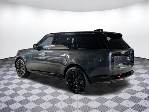 New 2026 Land Rover Range Rover SE AWD/4WD image 3