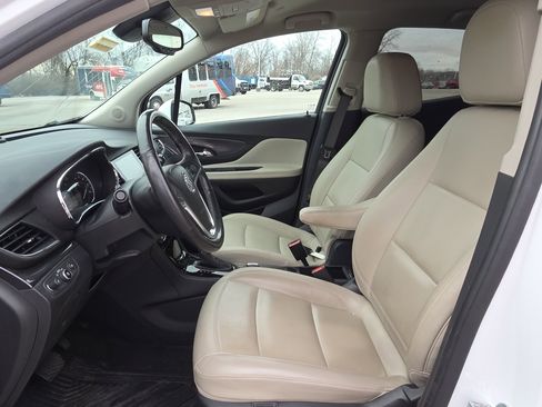 Used 2019 Buick Encore Essence image 13