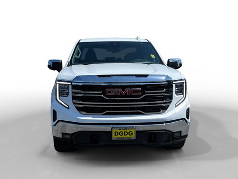 Used 2025 GMC Sierra 1500 SLT RWD image 8