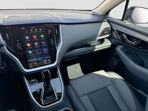 Certified 2025 Subaru Outback Onyx Edition image 33