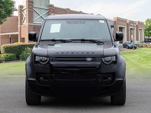 Used 2023 Land Rover Defender 110 X image 2