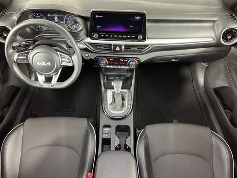 Used 2022 Kia Forte GT-Line w/ GT-Line Premium Package FWD image 9