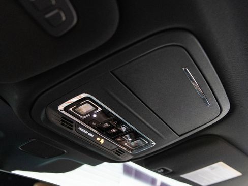 Used 2020 Lincoln Aviator Reserve w/ Equipment Group 202A image 15