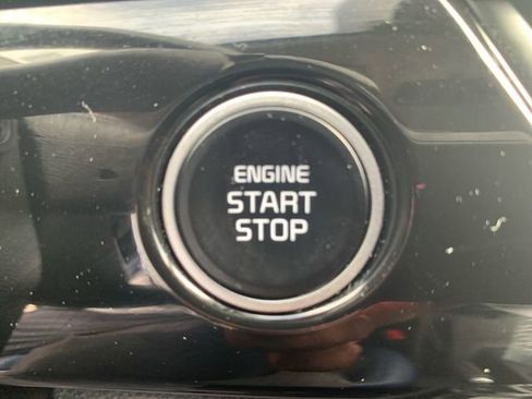 Used 2024 Kia Seltos S image 30