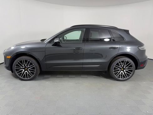 Certified 2026 Porsche Macan image 2