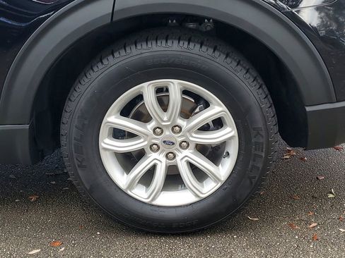 Used 2021 Ford Explorer 2WD image 7