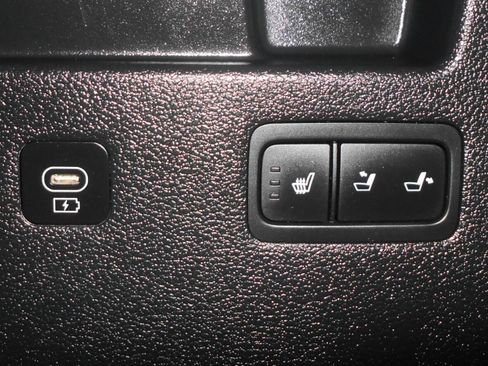 Used 2023 Hyundai Palisade Limited w/ Cargo Package image 26