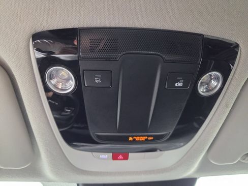 Used 2024 Kia Seltos S FWD image 13