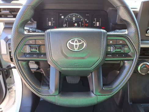 Used 2024 Toyota Tacoma SR5 AWD/4WD image 22