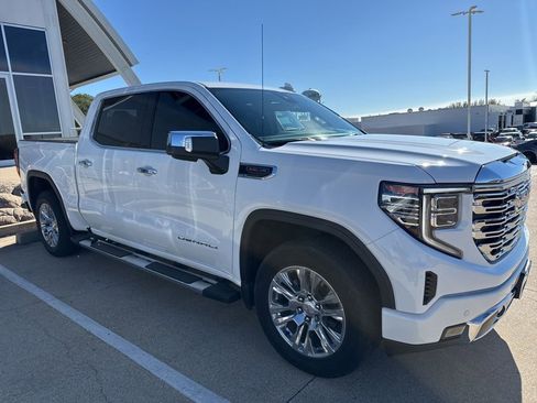 Used 2022 GMC Sierra 1500 Denali image 3