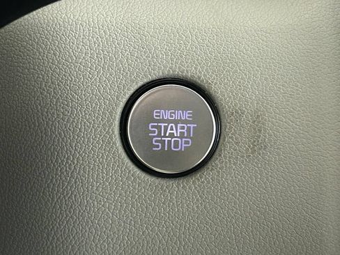Used 2023 Kia Sorento FWD image 36