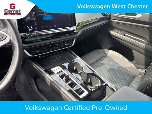 Certified 2024 Volkswagen Atlas Cross Sport SEL Premium R-Line AWD/4WD image 20