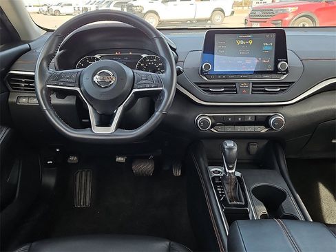 Used 2022 Nissan Altima 2.5 SR image 18