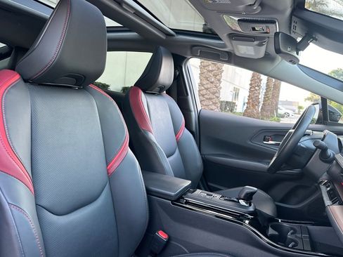 Used 2024 Toyota Prius Prime Premium image 30