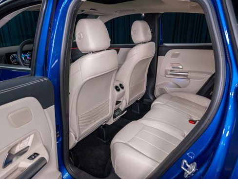 Certified 2025 Mercedes-Benz GLA 250 image 14