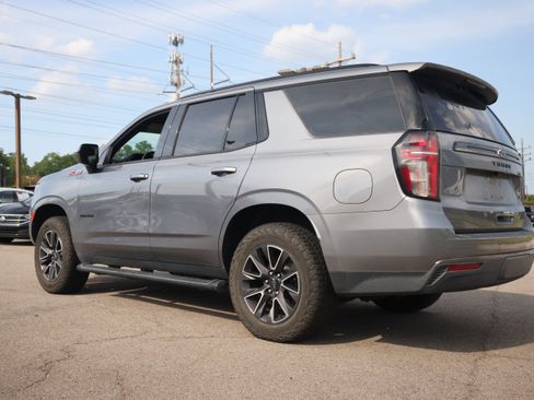 Used 2021 Chevrolet Tahoe Z71 AWD/4WD image 2
