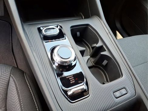 New 2026 Jeep Cherokee Laredo AWD/4WD image 23