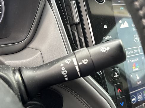 Used 2023 Subaru Legacy Limited image 17