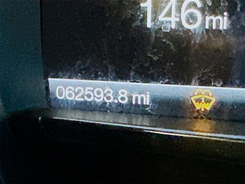 Used 2018 Ford Taurus Limited image 15