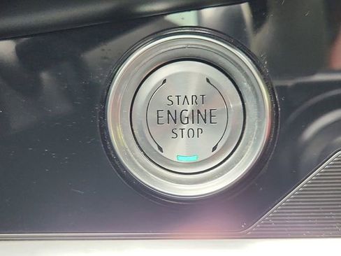 Used 2023 Chevrolet Corvette Stingray Premium Cpe w/ Z51 Performance Package RWD image 17