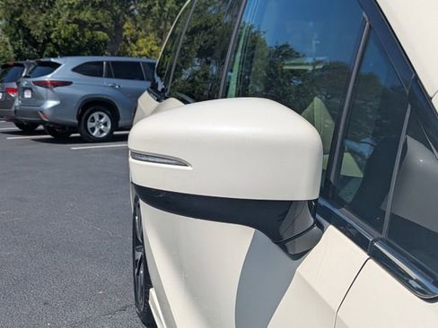 Used 2019 Honda Odyssey Elite image 11