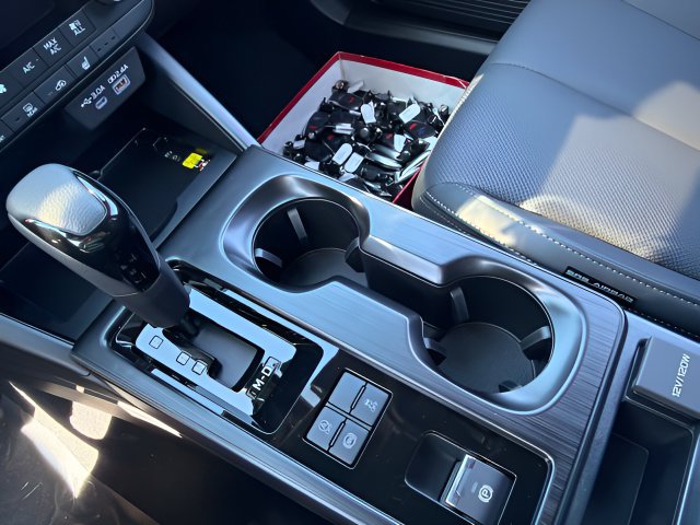New 2026 Subaru Outback Limited AWD/4WD image 15