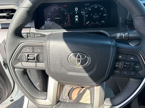 Used 2026 Toyota Tacoma TRD Sport AWD/4WD image 23