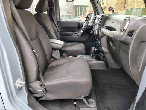 Used 2015 Jeep Wrangler Unlimited Sport w/ Quick Order Package 24S image 18