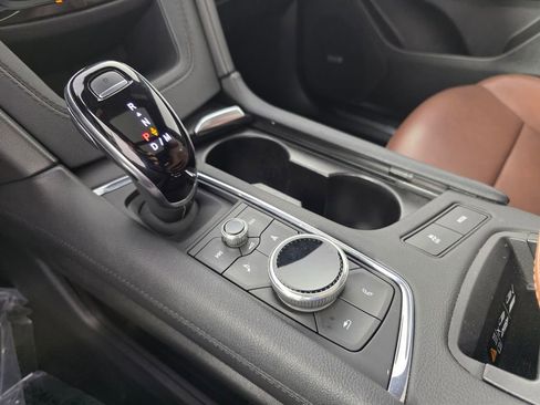 Used 2024 Cadillac XT5 Premium Luxury w/ Technology Package image 25