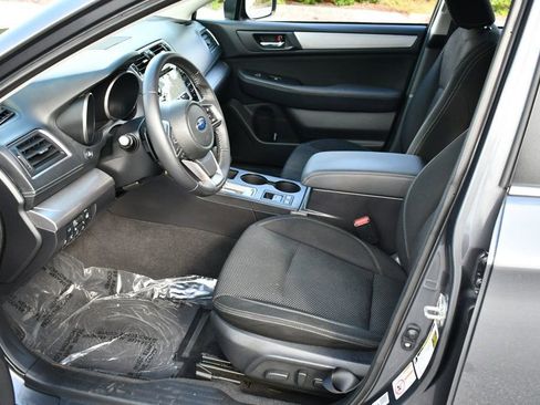 Used 2019 Subaru Outback 2.5i Premium w/ Popular Package #2 image 14