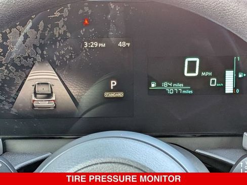 Certified 2025 Nissan Kicks SV AWD/4WD image 23
