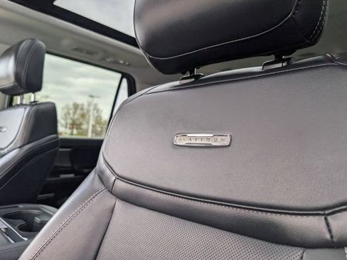 Used 2025 Ford Expedition Max Platinum AWD/4WD image 10