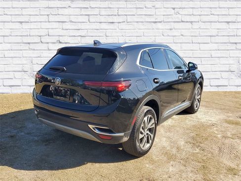 Used 2023 Buick Envision Essence image 2