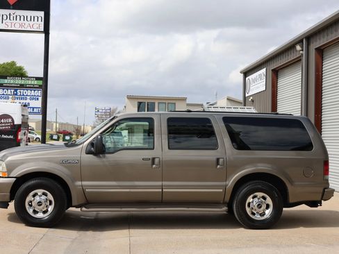 Used 2003 Ford Excursion Limited image 7