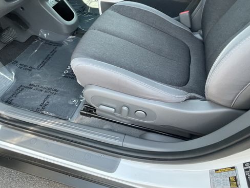Certified 2024 Hyundai Ioniq 5 SEL RWD image 18