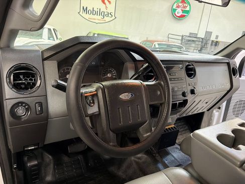 Used 2012 Ford F250 XL w/ PWR Equipment Group RWD image 24