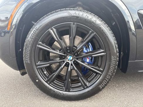 Used 2024 BMW X5 xDrive40i w/ M Sport Package AWD/4WD image 11