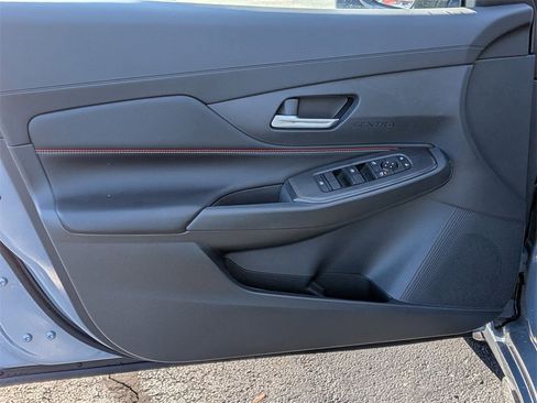 New 2026 Nissan Sentra SR w/ Floor Mat Package image 9