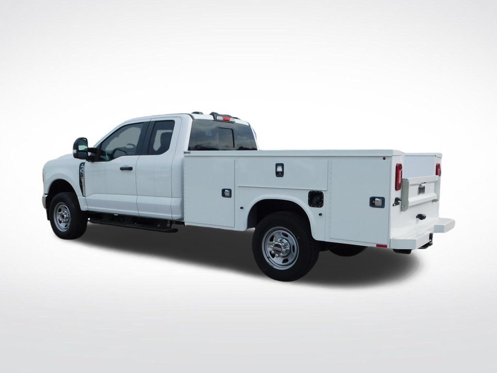 New 2025 Ford F350 XL w/ XL Chrome Package AWD/4WD image 6