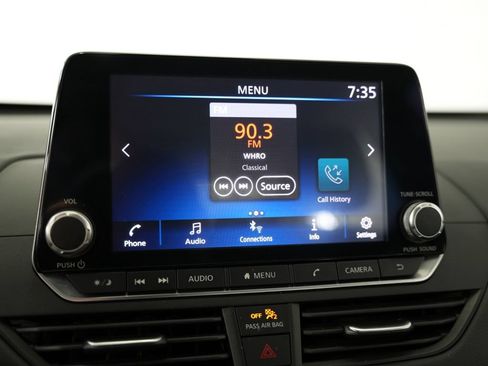 Used 2021 Nissan Altima 2.5 SV FWD image 19