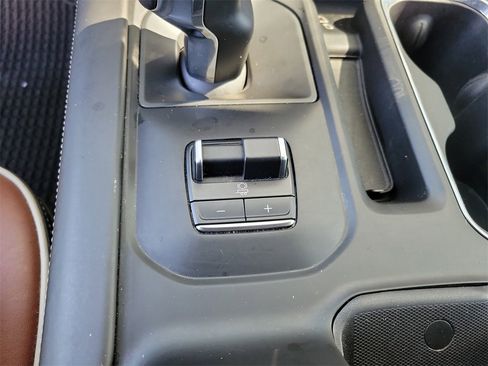 Certified 2023 GMC Sierra 1500 Denali Ultimate image 75