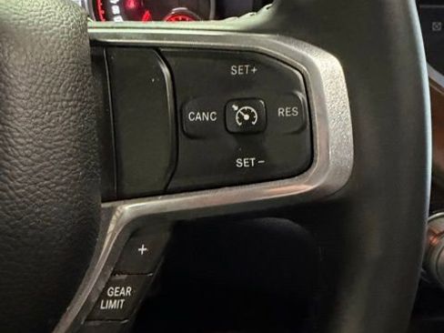 Used 2022 RAM 1500 Laramie AWD/4WD image 20