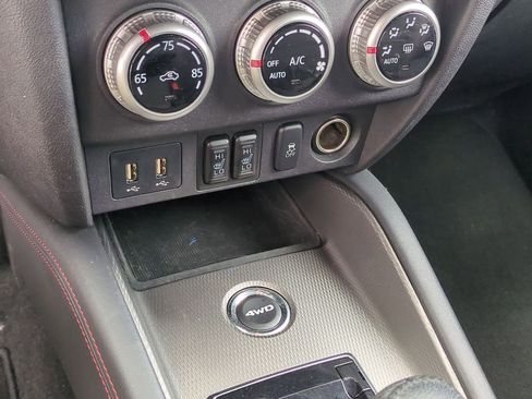 Used 2025 Mitsubishi Outlander Sport SE AWD/4WD image 17