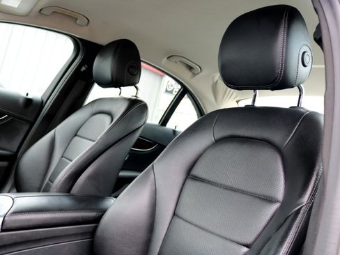 Used 2015 Mercedes-Benz C 300 Sedan w/ Premium 1 Package image 16