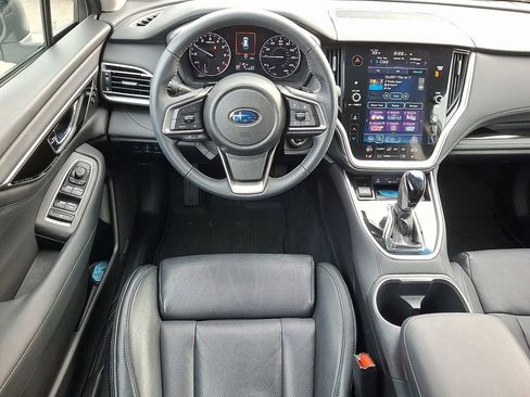 Used 2020 Subaru Outback Limited image 2