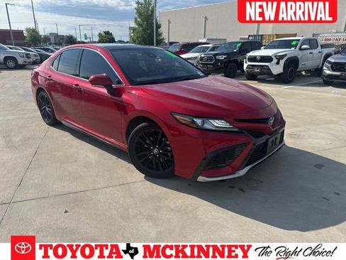 Used 2023 Toyota Camry XSE FWD image 1