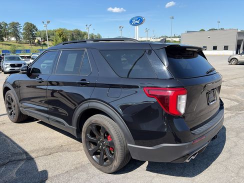 Used 2023 Ford Explorer ST w/ Equipment Group 401A AWD/4WD image 2